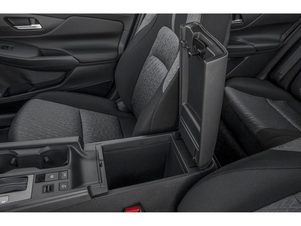New 2026 Nissan Sentra SL FWD image 10