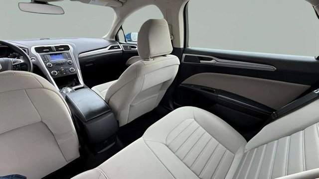 Used 2020 Ford Fusion S image 29