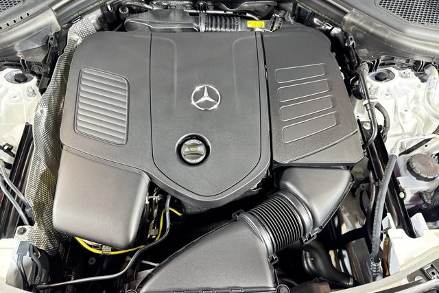 Used 2026 Mercedes-Benz GLC 300 4MATIC image 28