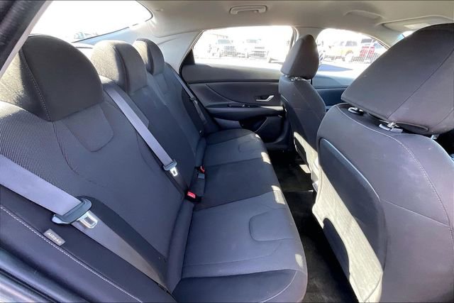 Used 2024 Hyundai Elantra SE image 29