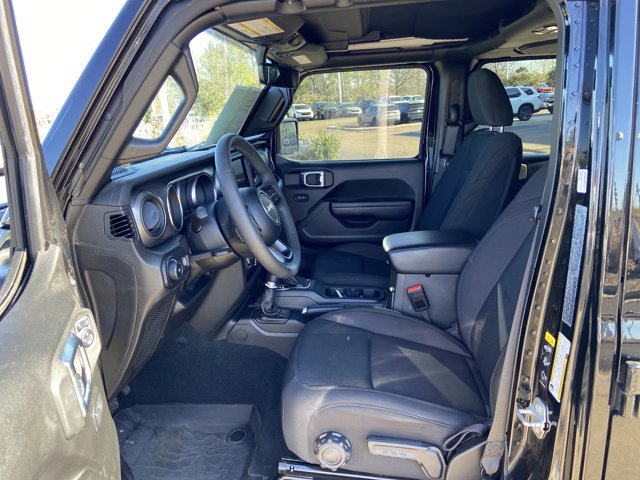 Used 2023 Jeep Wrangler Sport S w/ Sun And Sound Package image 15