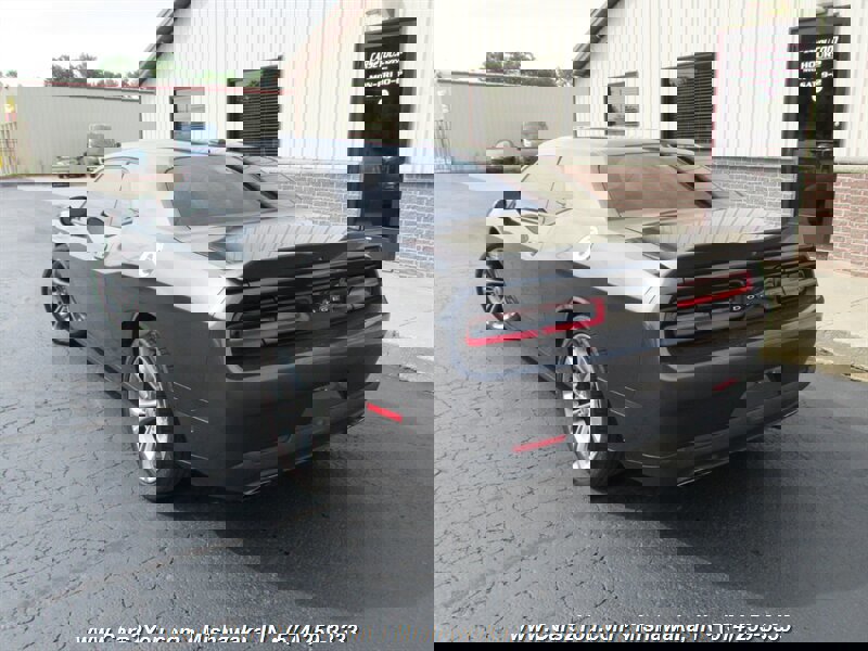 Used 2020 Dodge Challenger R/T image 6