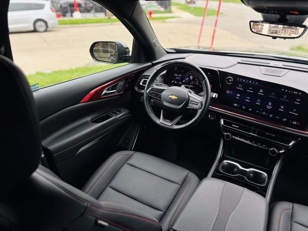Used 2025 Chevrolet Traverse Z71 w/ Enhanced Driving Package AWD/4WD image 50