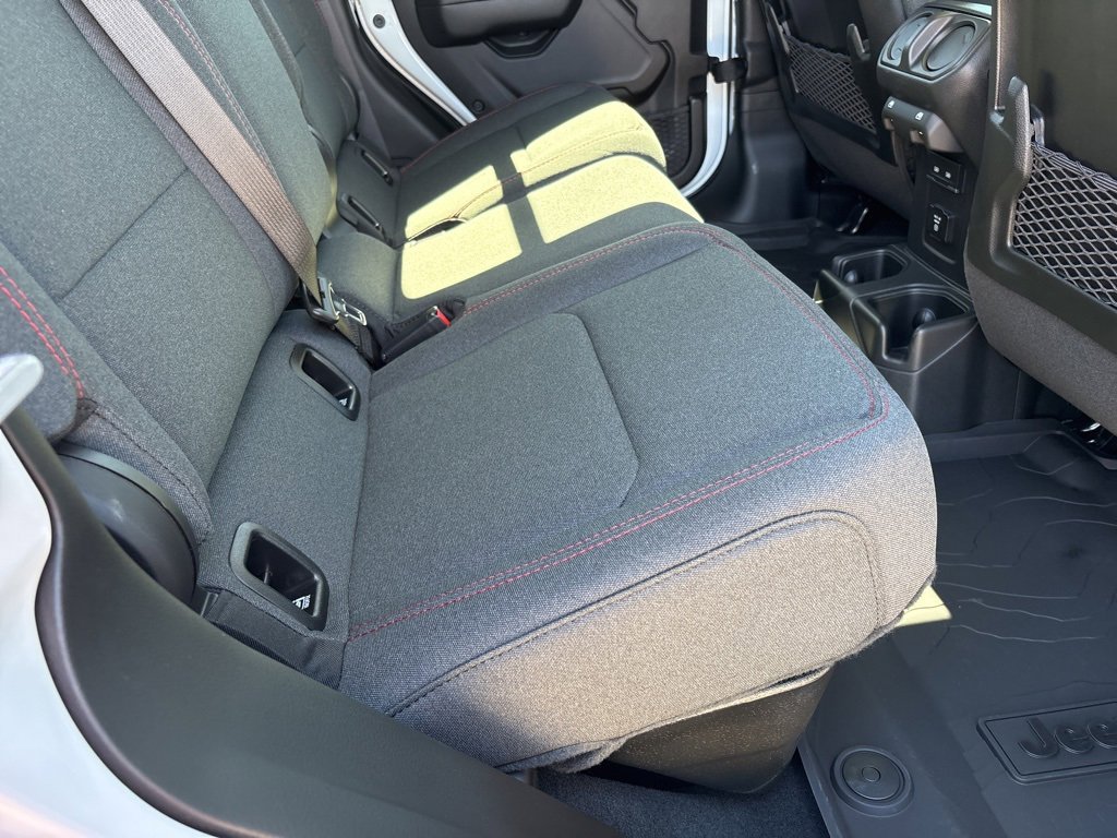 New 2025 Jeep Gladiator Rubicon w/ Convenience Group image 23
