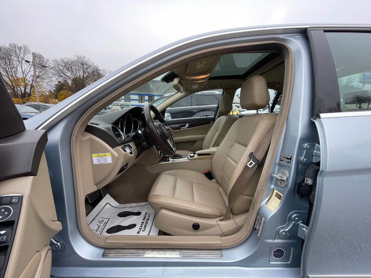 Used 2013 Mercedes-Benz C 300 4MATIC Sedan image 10