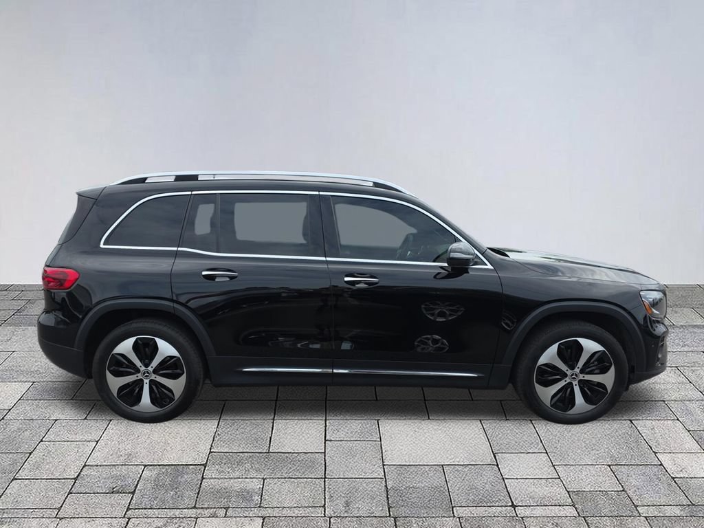 Used 2024 Mercedes-Benz GLB 250 image 8