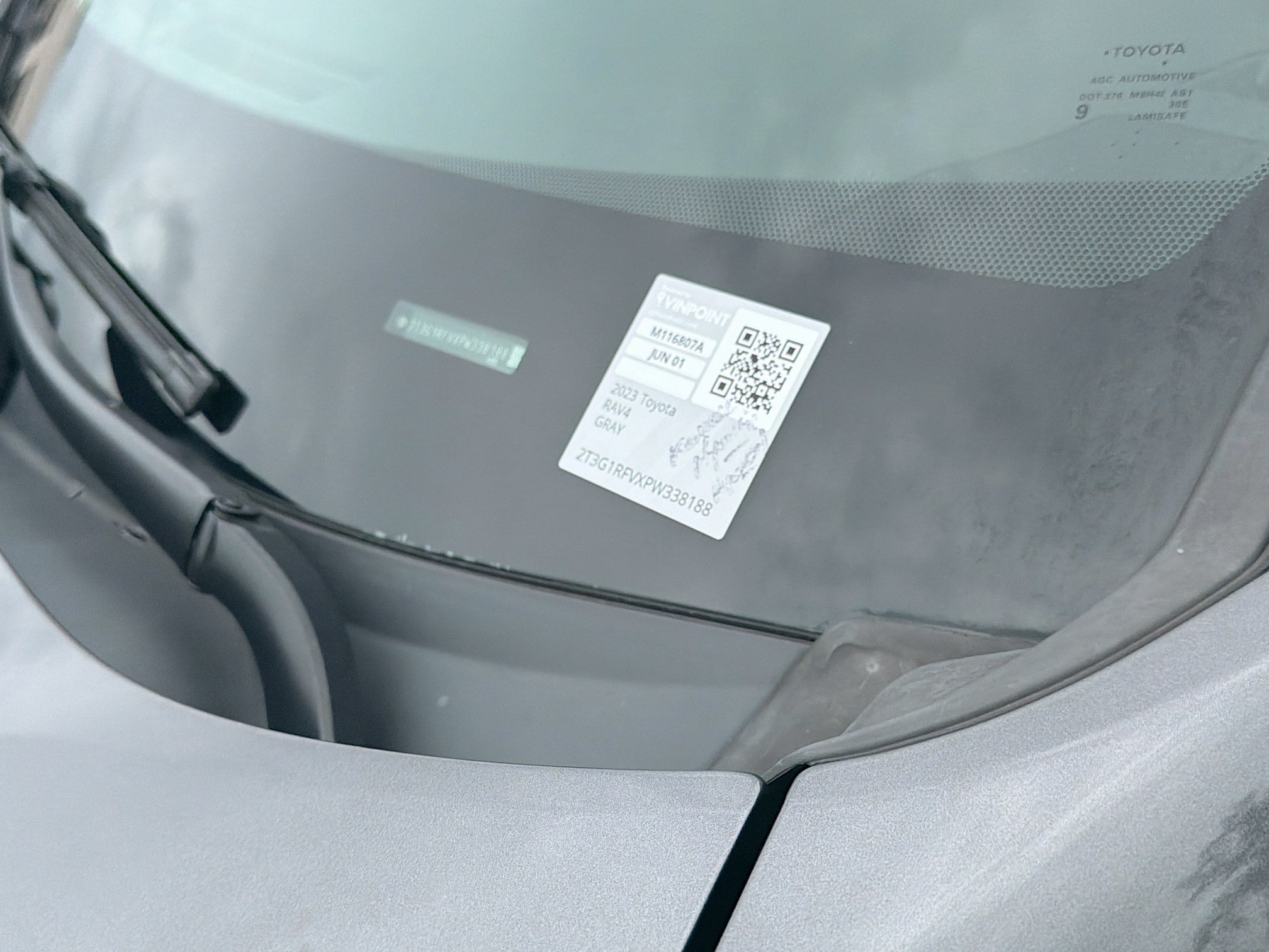 Used 2023 Toyota RAV4 LE AWD/4WD image 38