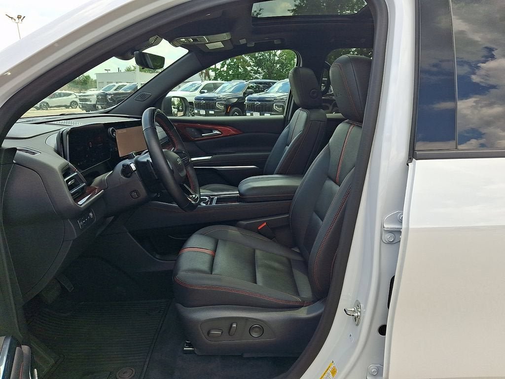 Certified 2024 Chevrolet Traverse RS AWD/4WD image 15