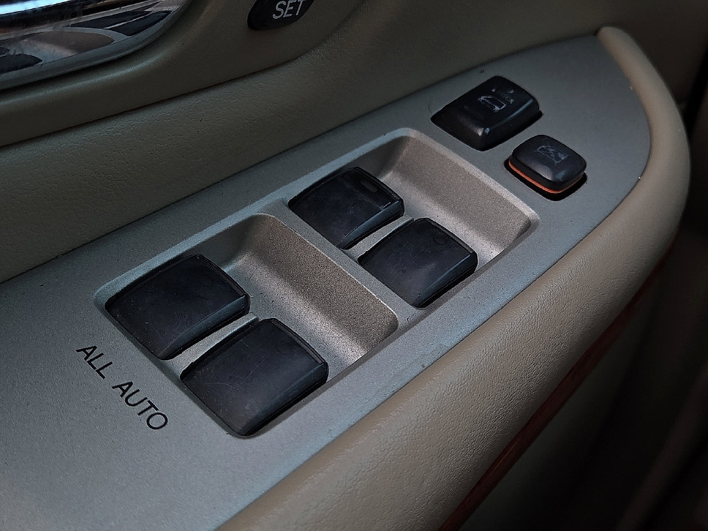 Used 2008 Lexus RX 400h AWD w/ Premium Plus Pkg image 16