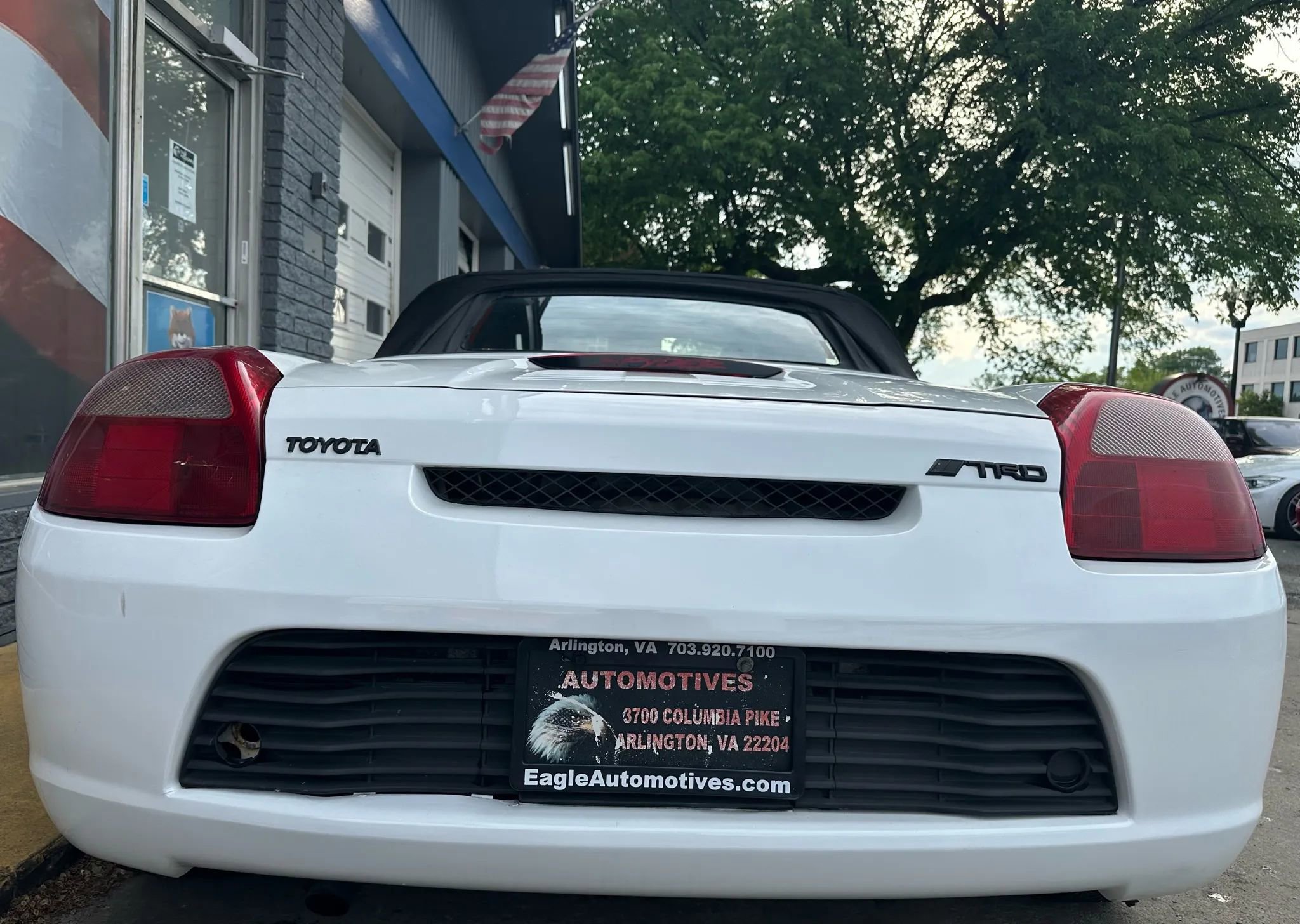 Used 2000 Toyota MR2 image 4