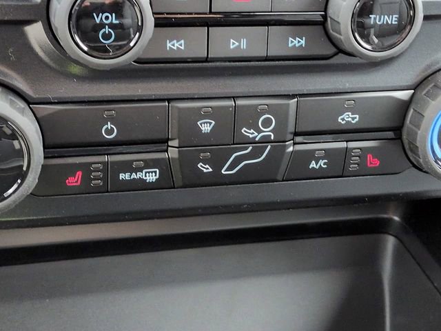 New 2026 Ford F250 XLT w/ XLT Premium Package image 25