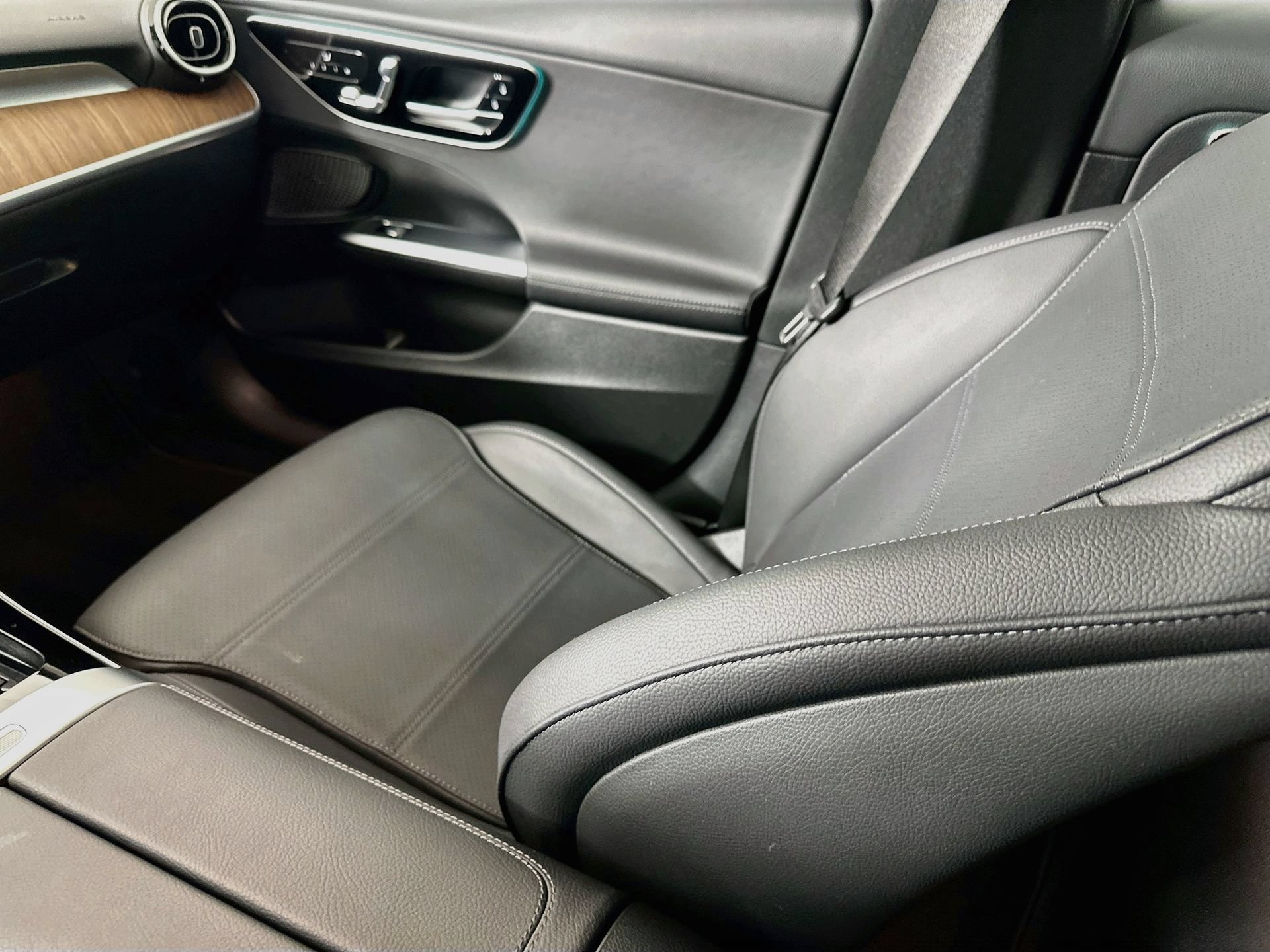 Certified 2024 Mercedes-Benz C 300 Sedan image 25