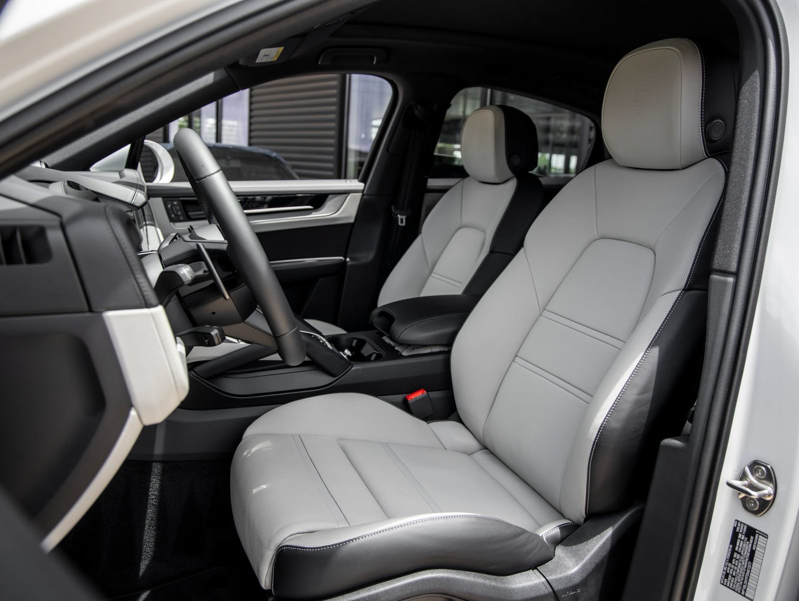 New 2026 Porsche Cayenne S AWD/4WD image 5