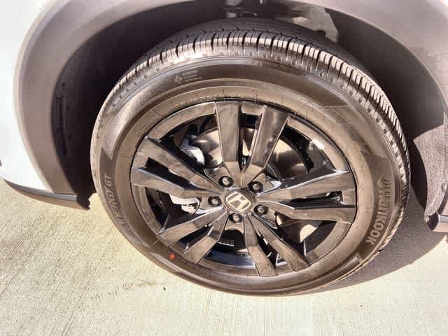 Certified 2026 Honda HR-V Sport image 9
