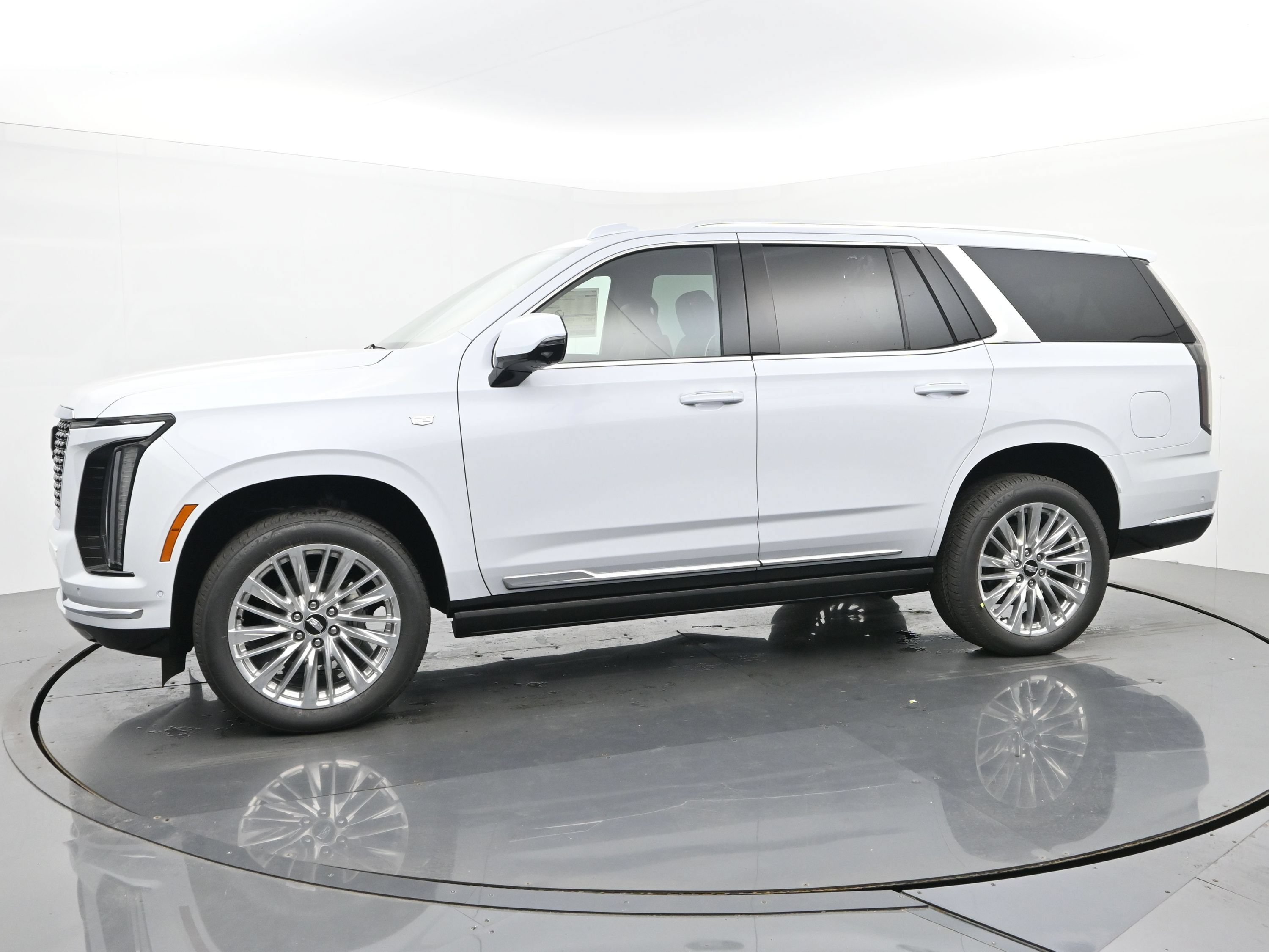 New 2026 Cadillac Escalade Luxury w/ Touring Package AWD/4WD image 2