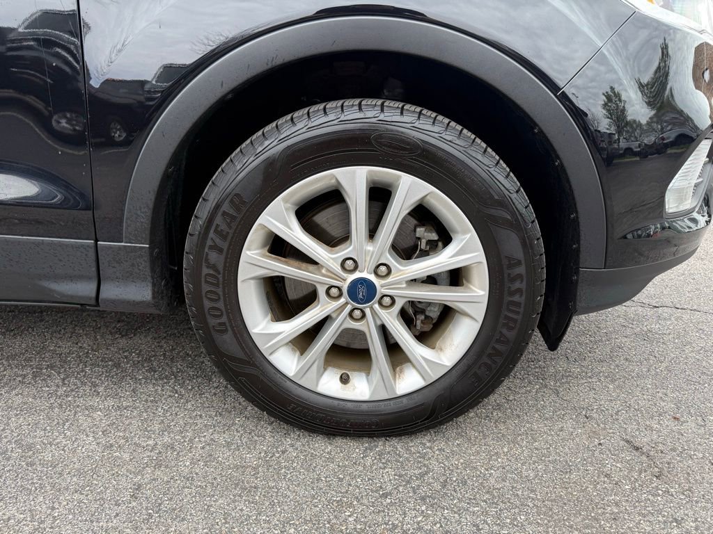 Used 2019 Ford Escape SE image 26