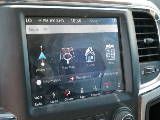 Used 2018 RAM 1500 Laramie w/ Convenience Group AWD/4WD image 21