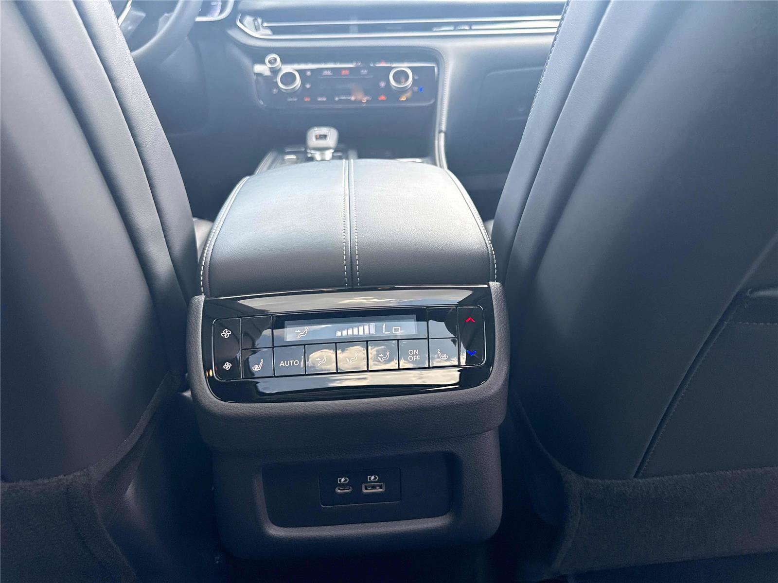 Used 2025 INFINITI QX60 Luxe w/ Cargo Package FWD image 29