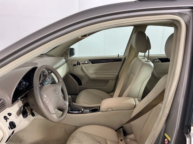 Used 2006 Mercedes-Benz C 350 Sedan image 13