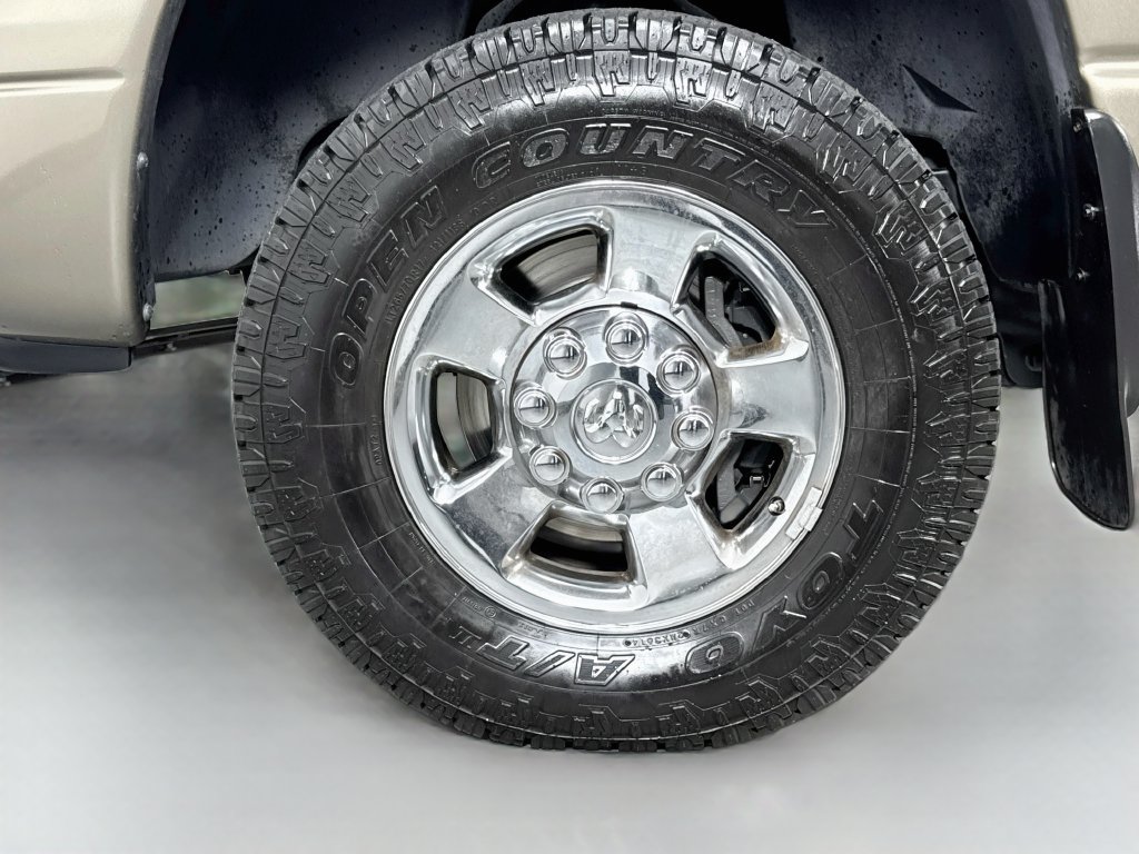 Used 2006 Dodge Ram 3500 Truck Laramie w/ Protection Group AWD/4WD image 13