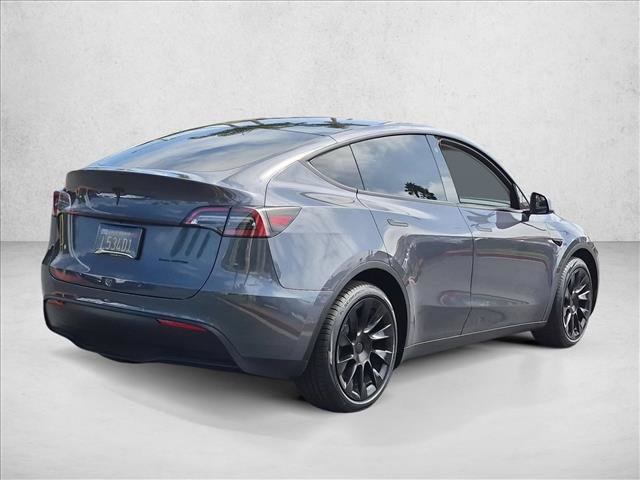 Used 2021 Tesla Model Y Long Range AWD/4WD image 5