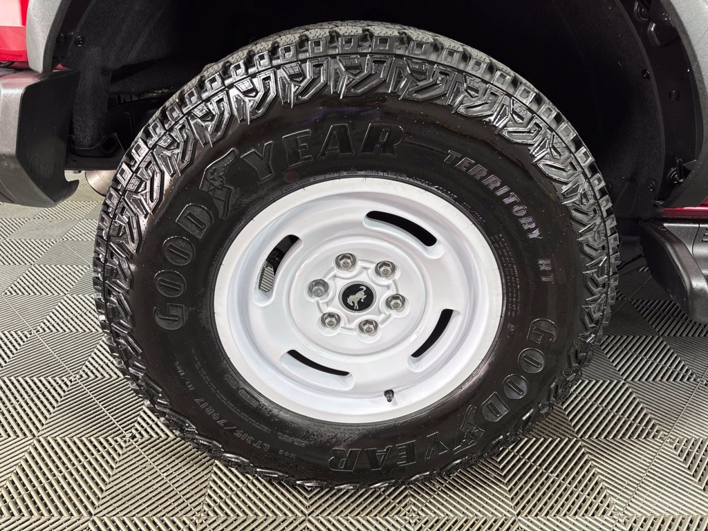 Used 2025 Ford Bronco Heritage Edition AWD/4WD image 5