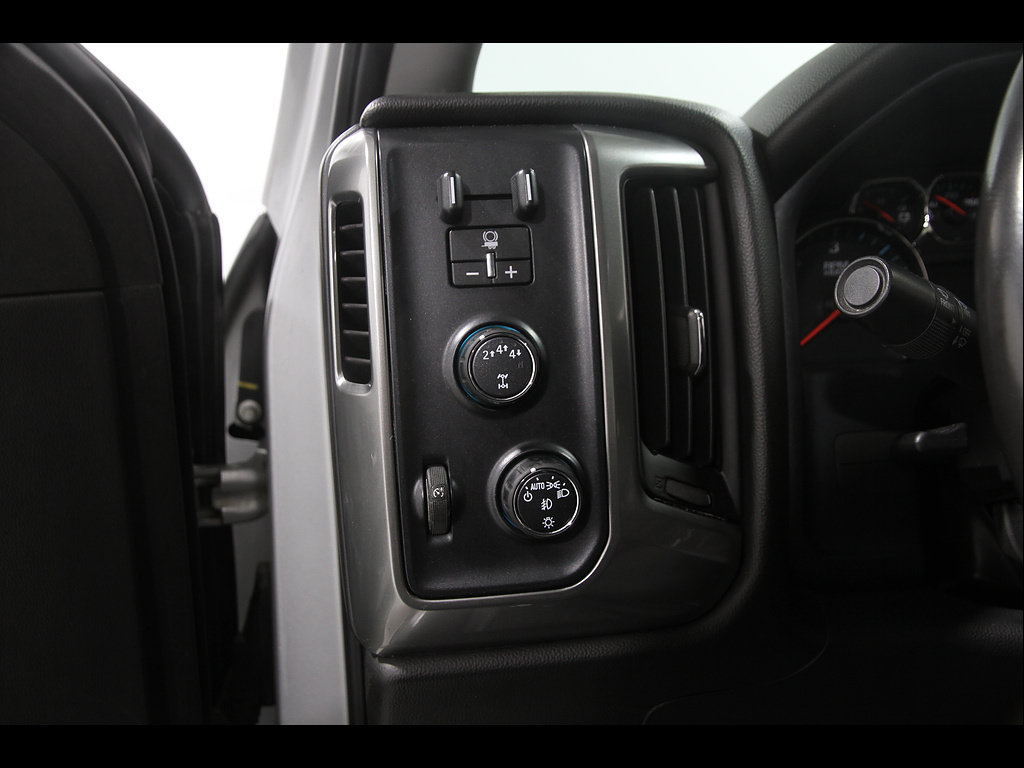 Used 2018 Chevrolet Silverado 2500 LT w/ All Star Edition AWD/4WD image 6