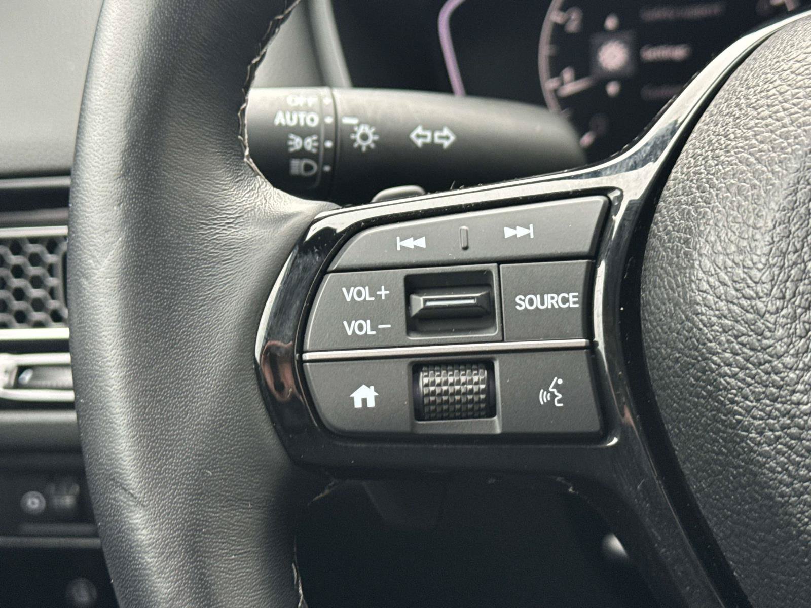 Used 2024 Honda Civic Sport image 8