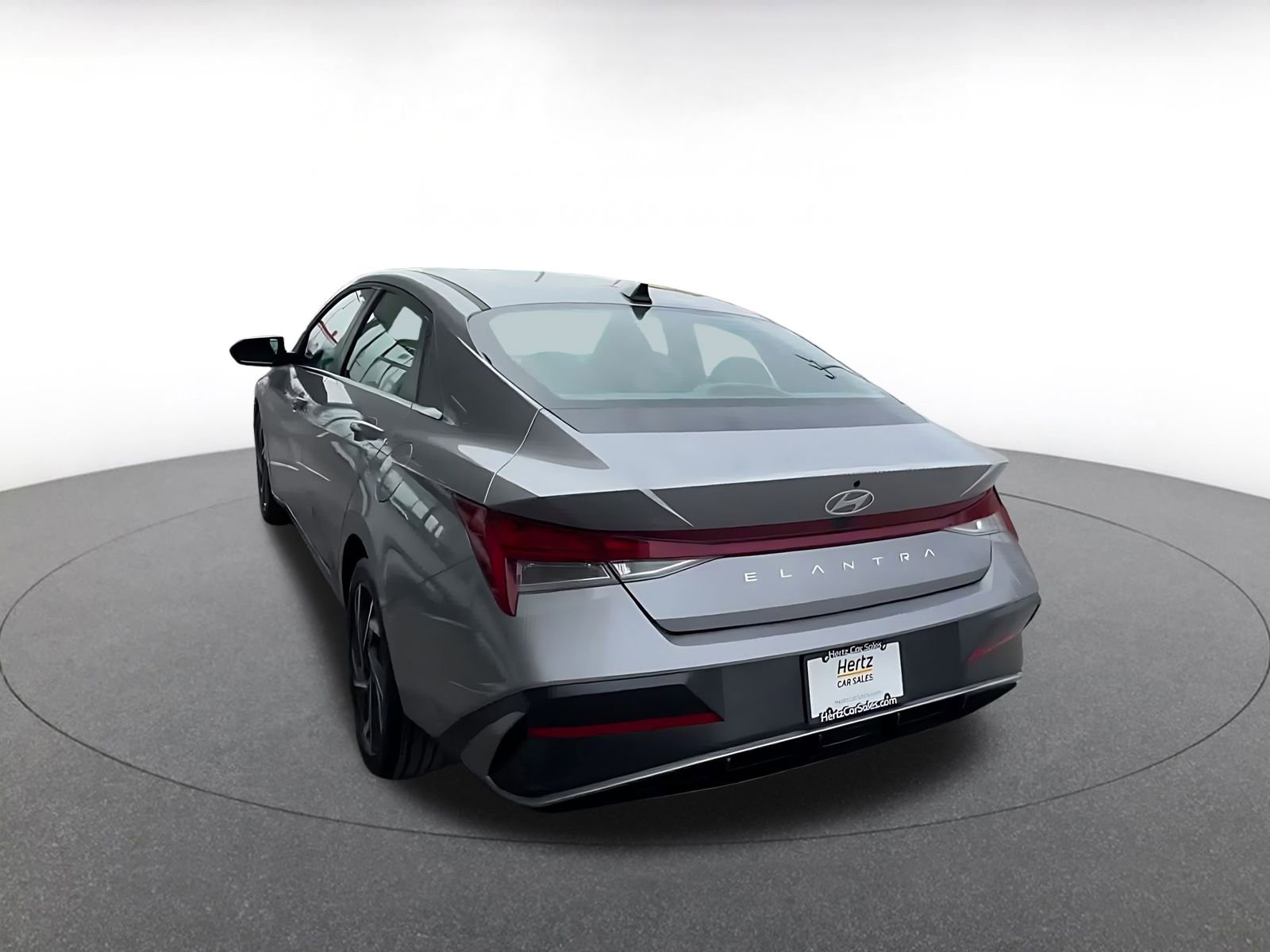 Used 2025 Hyundai Elantra SEL image 11