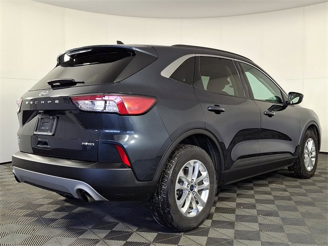 Used 2022 Ford Escape SE w/ Cold Weather Package image 9