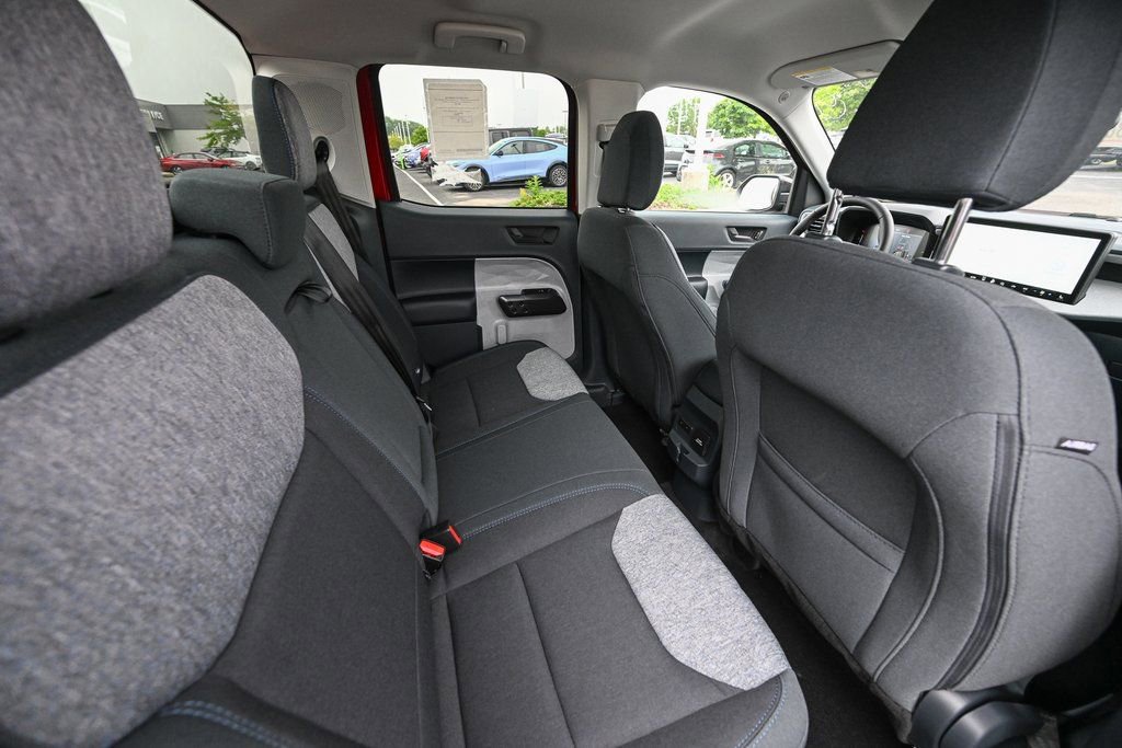 New 2025 Ford Maverick XLT w/ XLT Luxury Package image 22