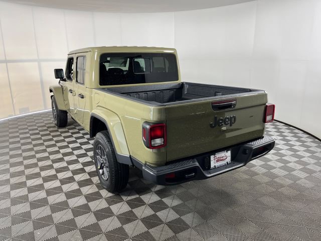 New 2026 Jeep Gladiator Sport AWD/4WD image 3