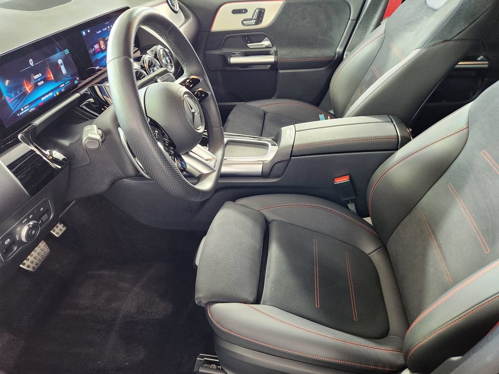 Used 2024 Mercedes-Benz GLA 35 AMG 4MATIC image 12