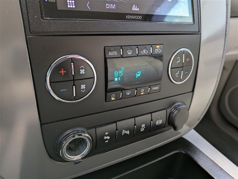 Used 2012 GMC Sierra 2500 SLT w/ SLT Convenience Package image 28