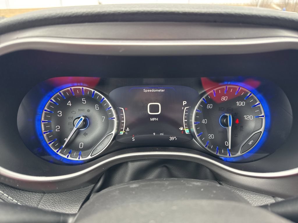 New 2026 Chrysler Pacifica Select AWD/4WD image 15
