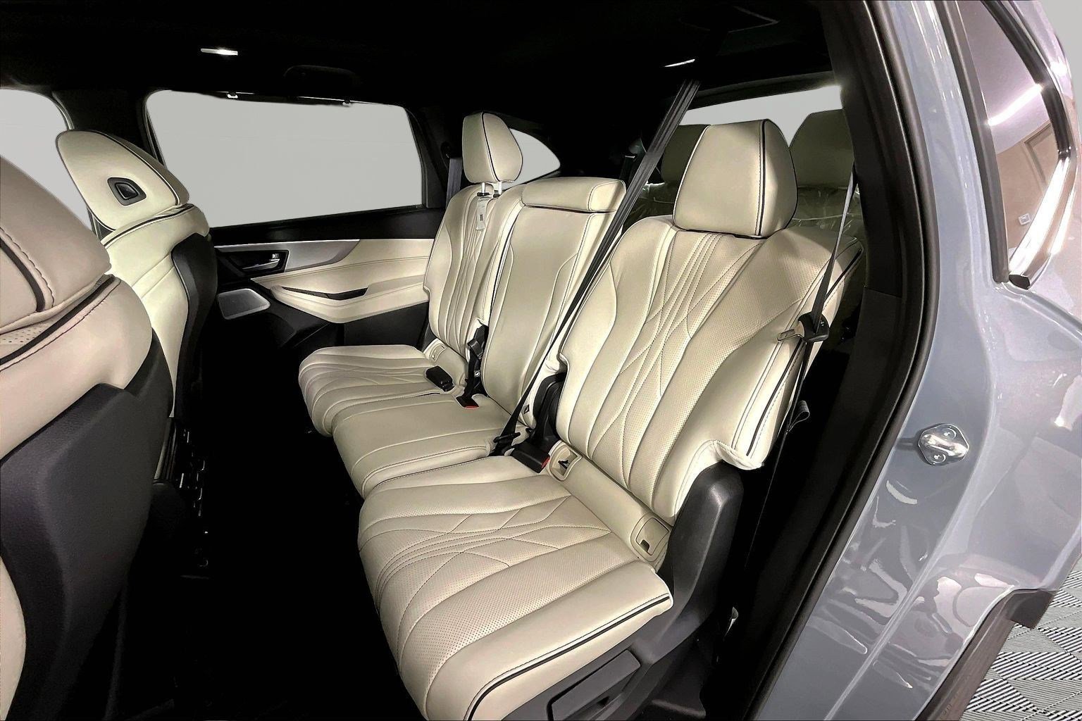 Used 2025 Acura MDX A-Spec image 22