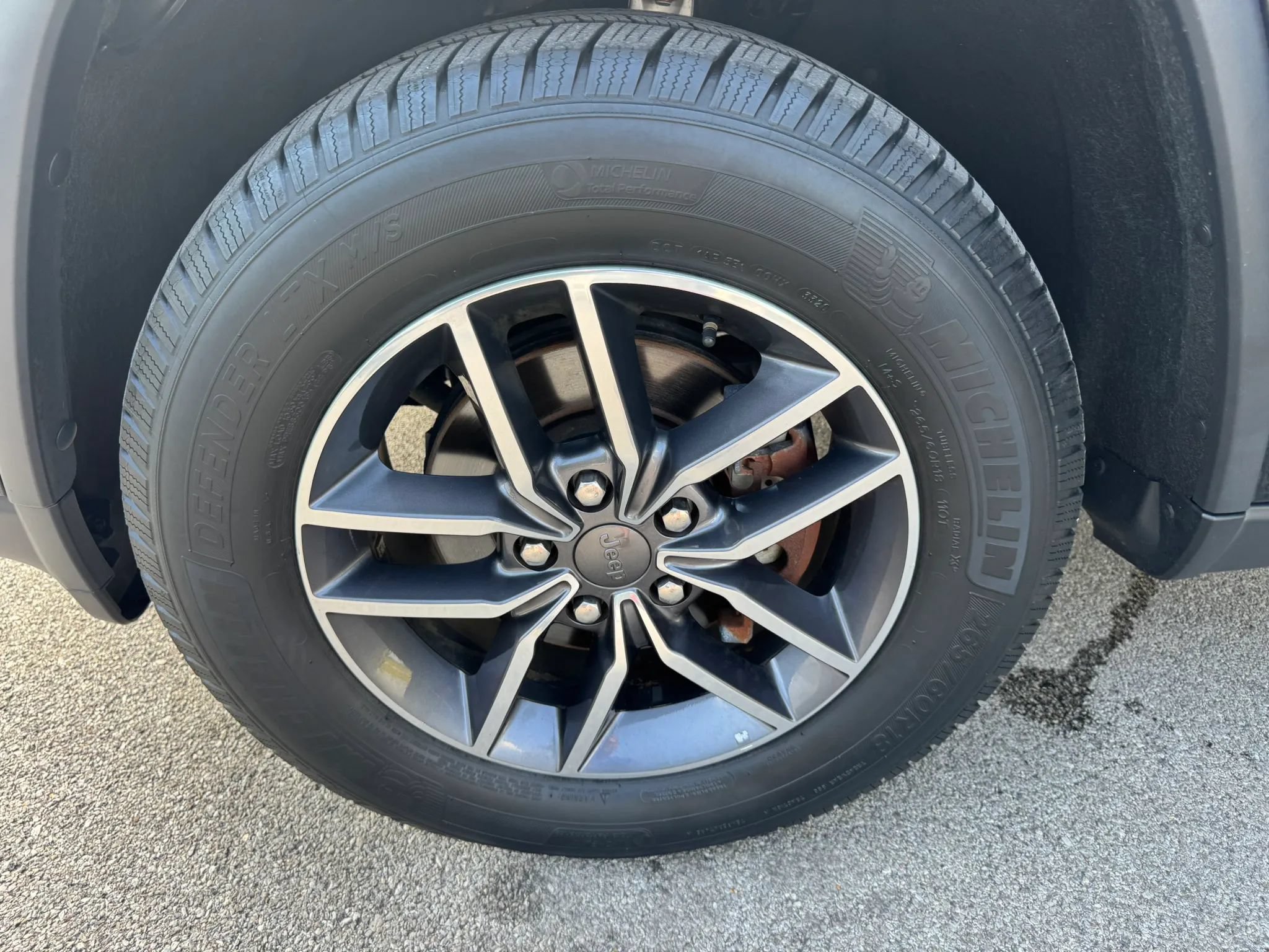 Used 2019 Jeep Grand Cherokee Limited w/ Luxury Group II AWD/4WD image 30