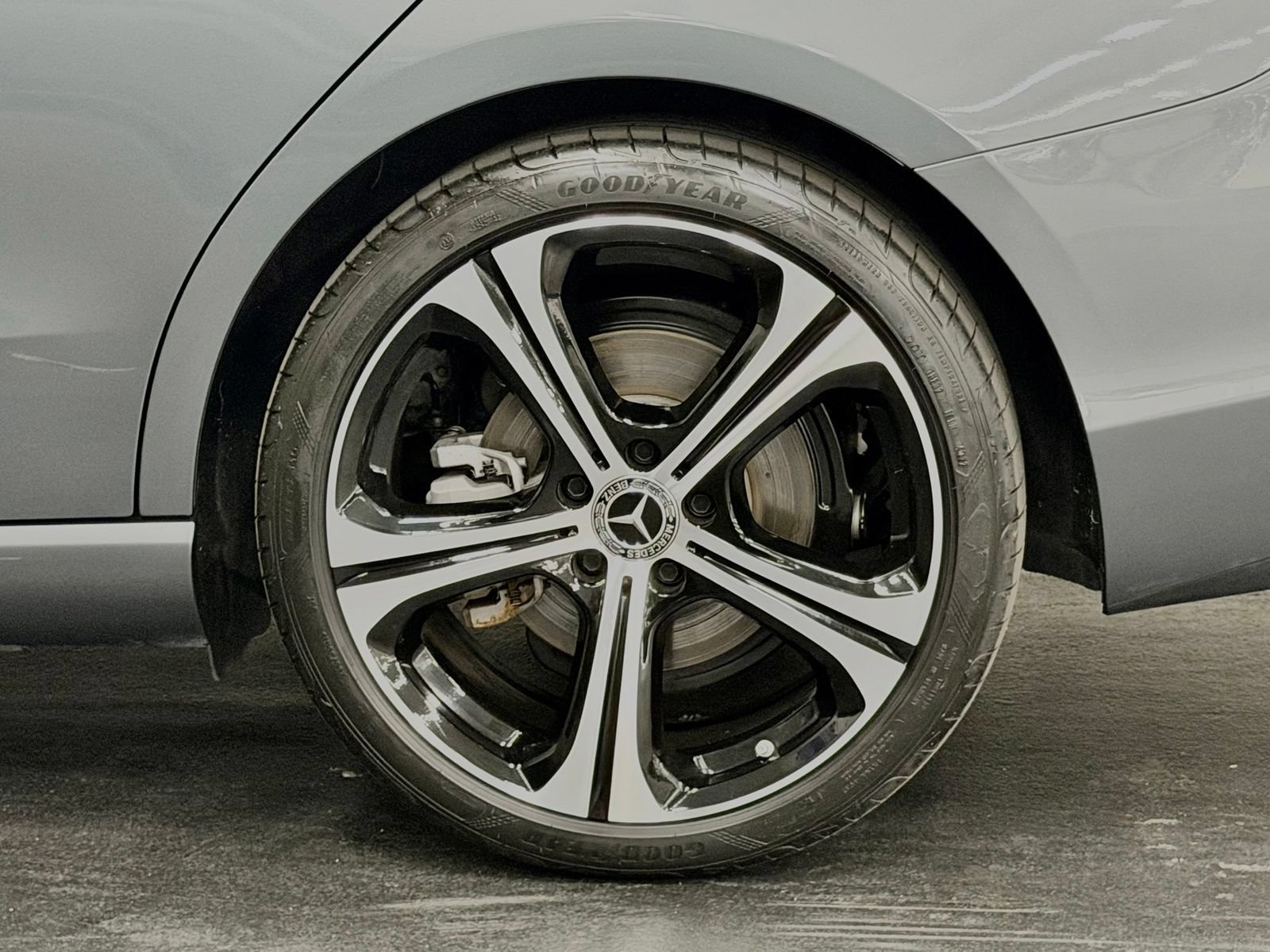 Certified 2024 Mercedes-Benz C 300 4MATIC Sedan w/ Exclusive Trim Package image 17