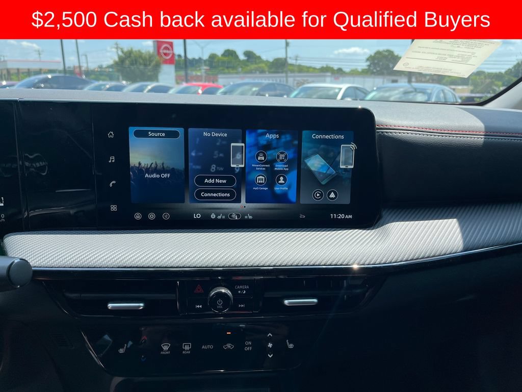 New 2026 Nissan Kicks SR w/ SR Premium Package FWD image 17