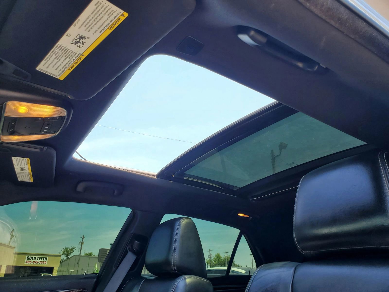 Used 2018 Chrysler 300 S w/ 300S Premium Group image 26