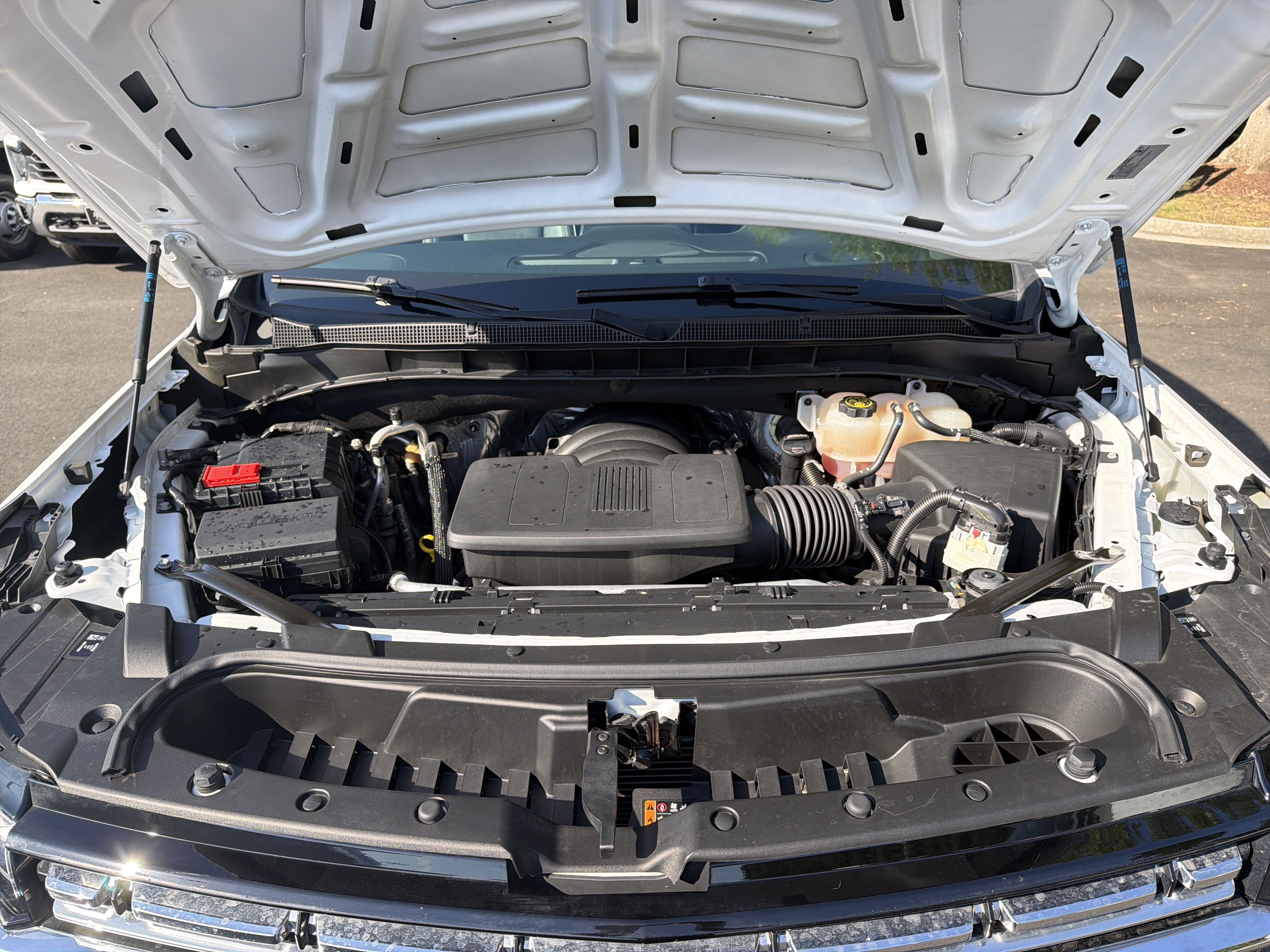 Used 2023 Chevrolet Suburban Premier AWD/4WD image 35