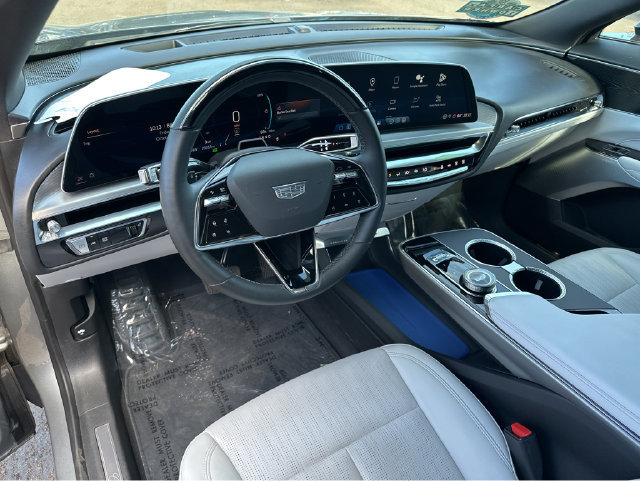 Certified 2024 Cadillac Lyriq Sport AWD/4WD image 24