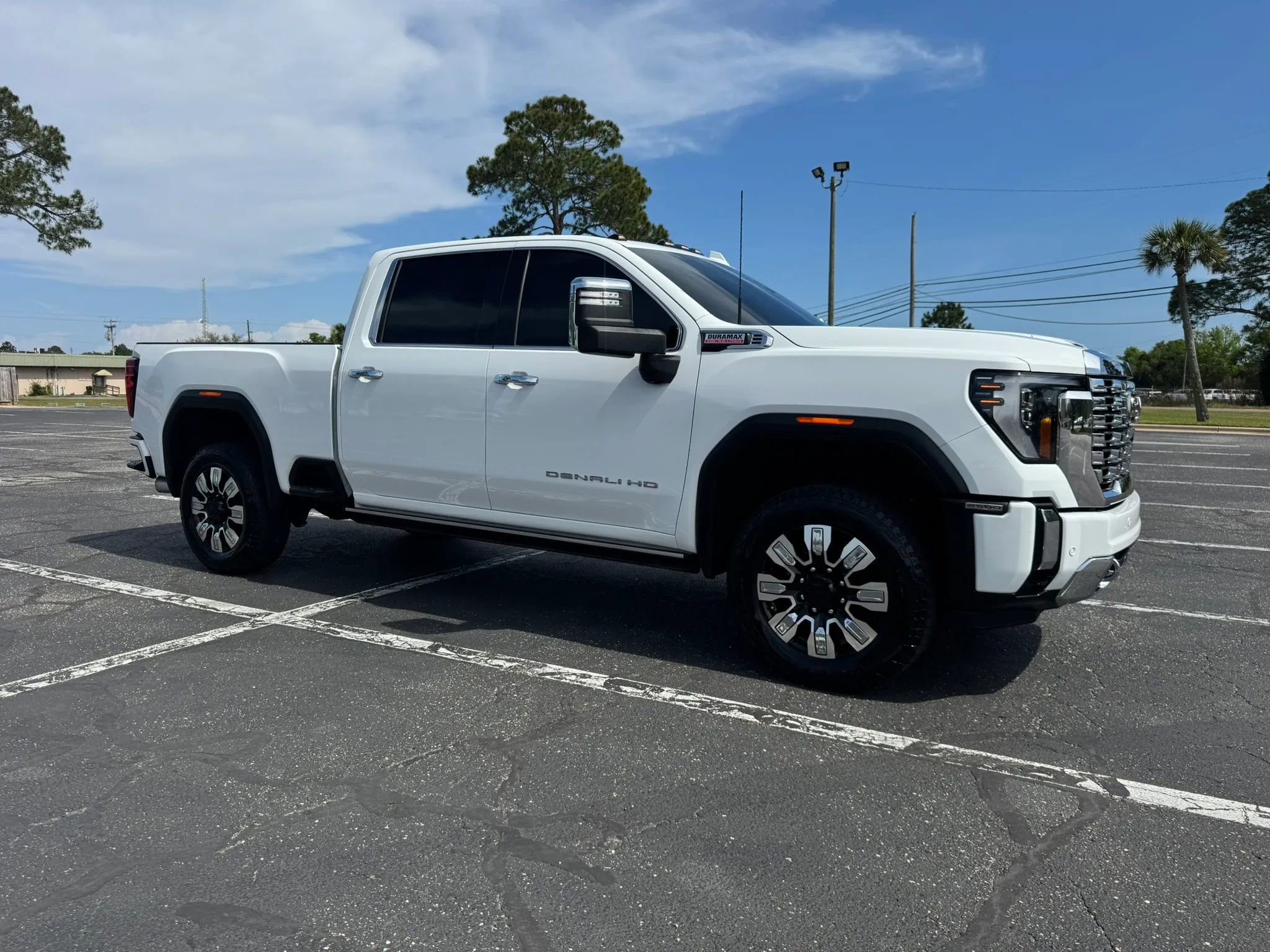 Used 2024 GMC Sierra 2500 Denali w/ Denali Reserve Package image 4