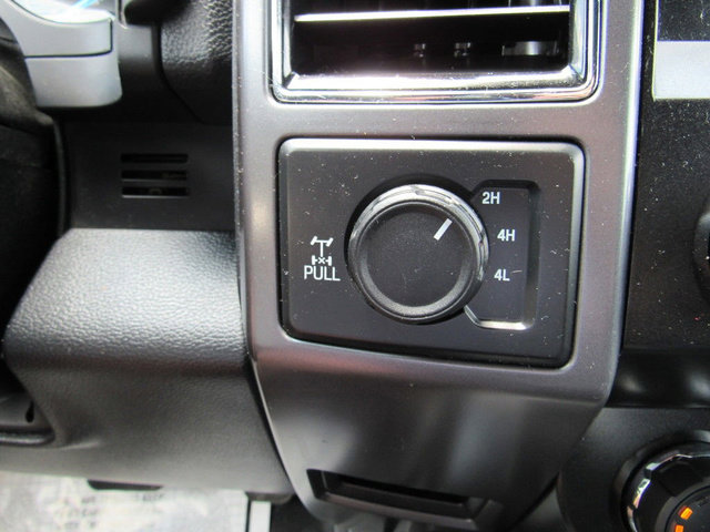 Used 2019 Ford F150 XLT w/ Equipment Group 302A Luxury AWD/4WD image 38