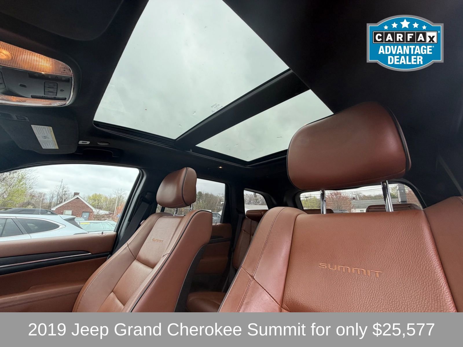 Used 2019 Jeep Grand Cherokee Summit w/ Skid Plate Group AWD/4WD image 16