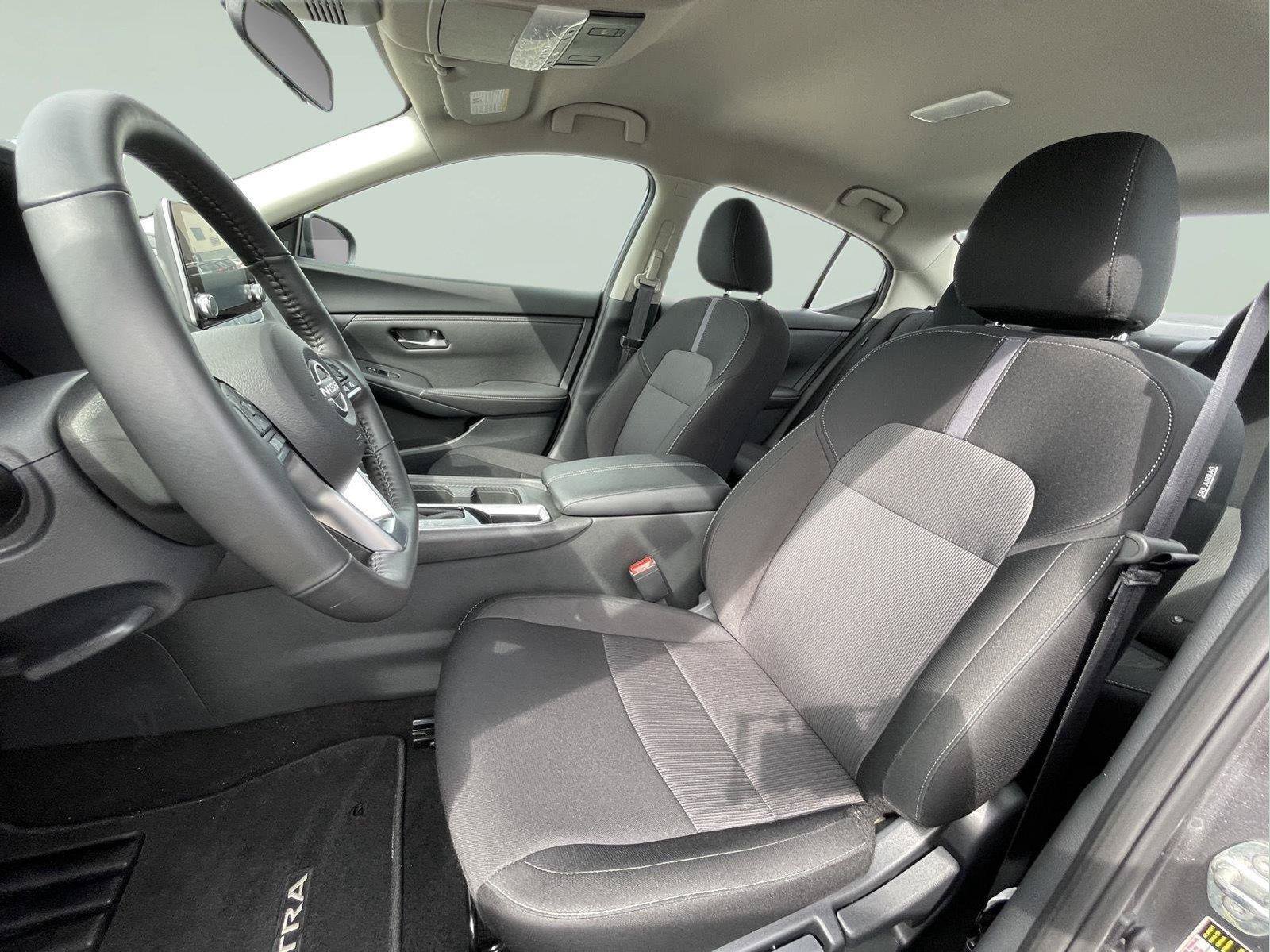 Used 2025 Nissan Sentra SV w/ All-Weather Package FWD image 13