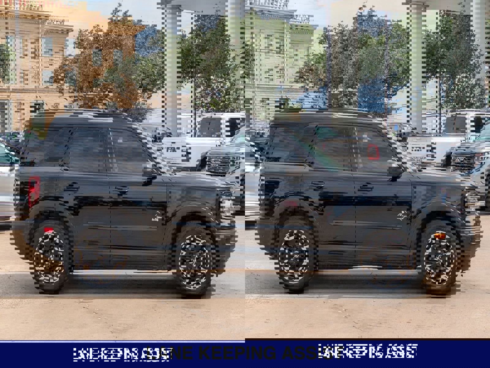 Used 2021 Ford Bronco Sport Outer Banks image 5