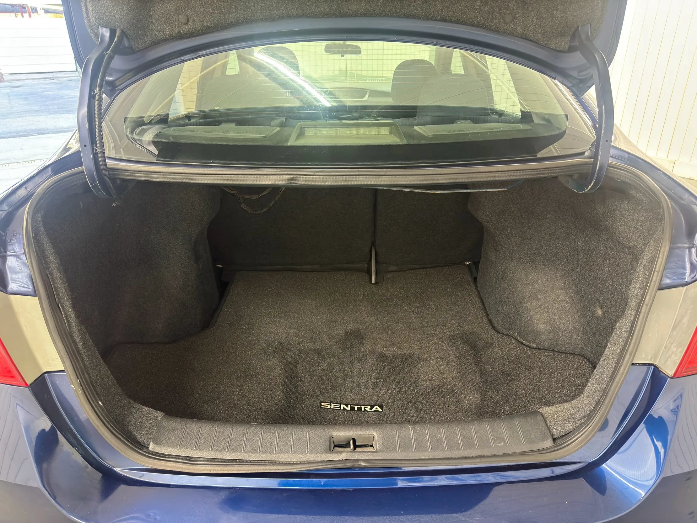 Used 2019 Nissan Sentra SV FWD image 13