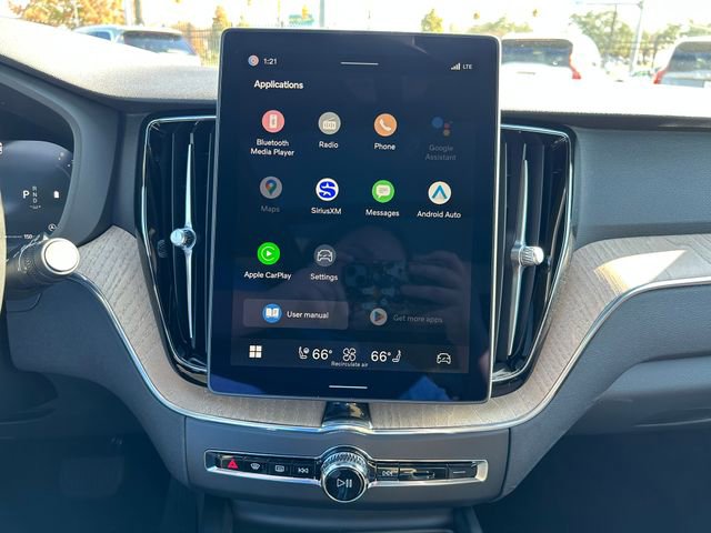 New 2026 Volvo XC60 B5 Core w/ Climate Package PRO image 24