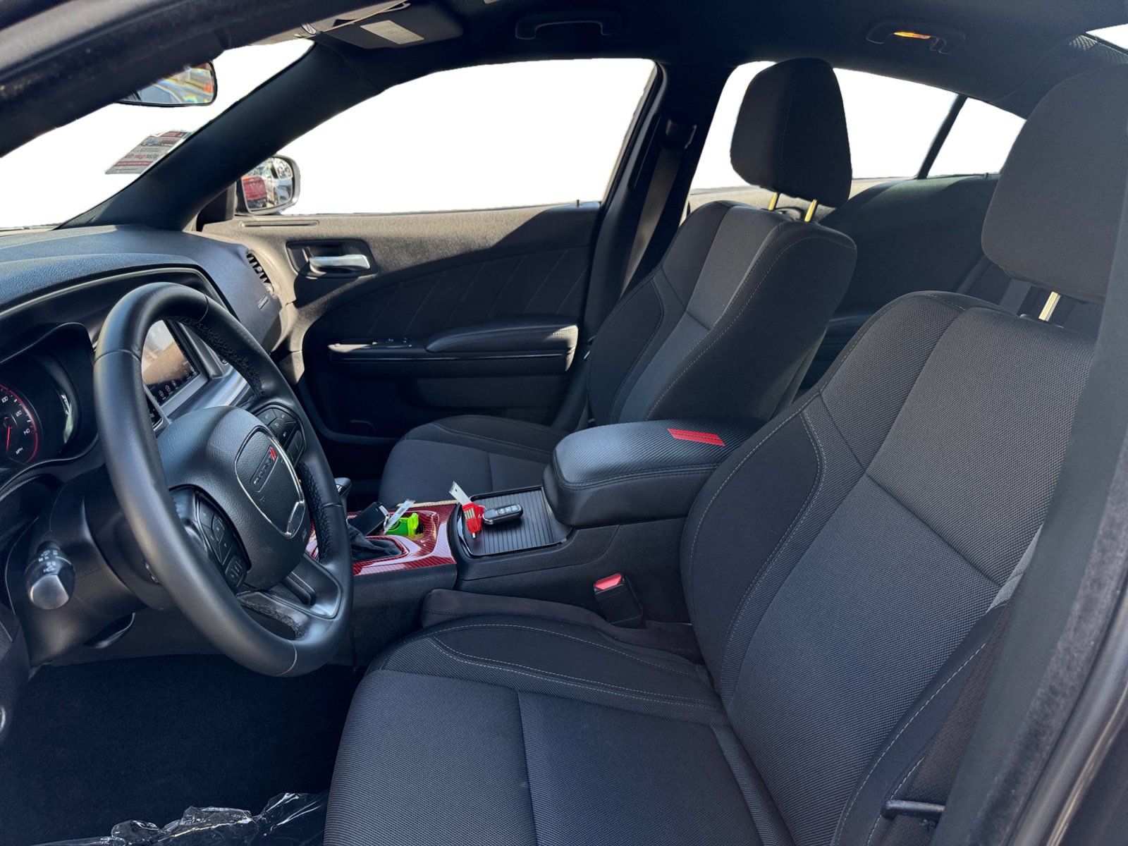 Used 2021 Dodge Charger SXT w/ Blacktop Package RWD image 9